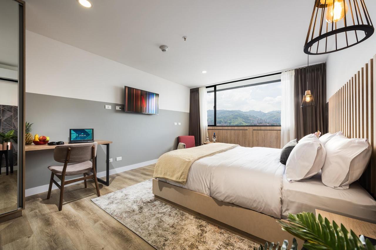 Go Living And Suites - Jalo Rent เมเดยิน ภายนอก รูปภาพ